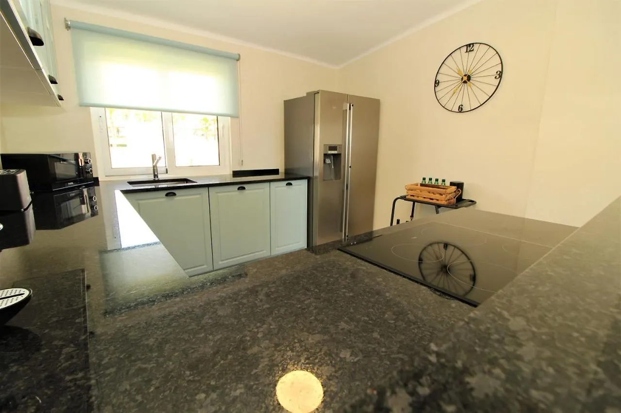 Ocean View Hydrangea - 2 Bedroom Apartment At Sao Rafael Beach, Albufeira